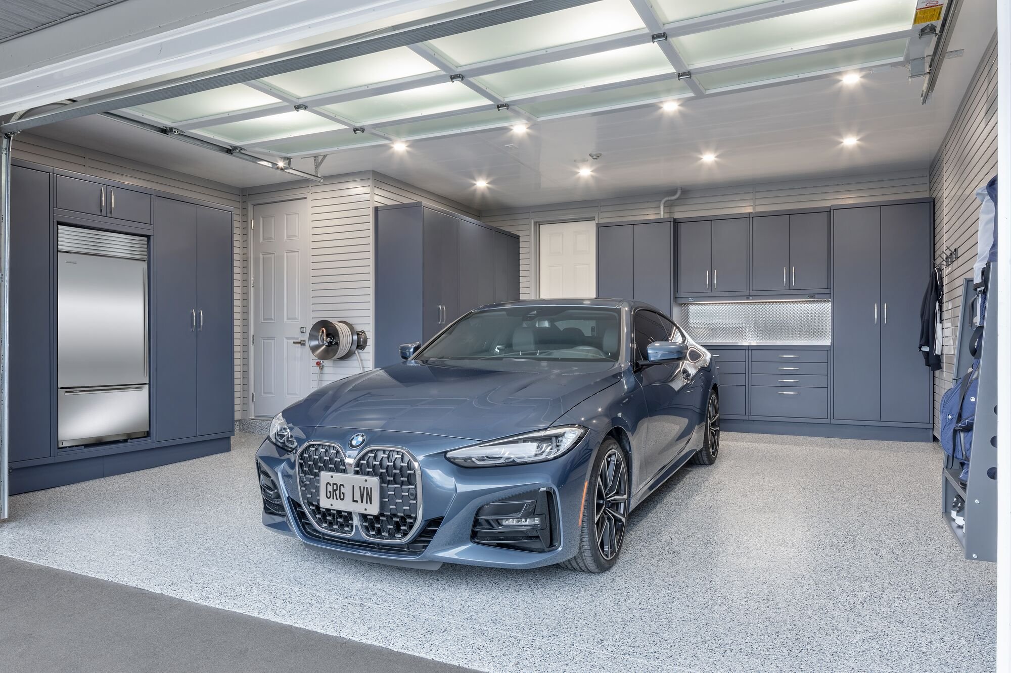 Garage Living Garage with BMW 