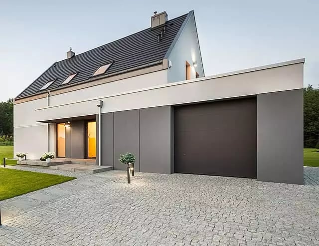 Recharge house by Garage Living